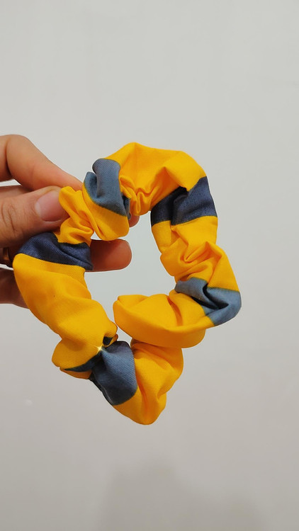 قیمت فروش عمده و تک کش مو اسکرانچی_کش مو پارچه ای_خرید کش مو حریر_کش مو اسکرانچی زیبا ساده و ارزان